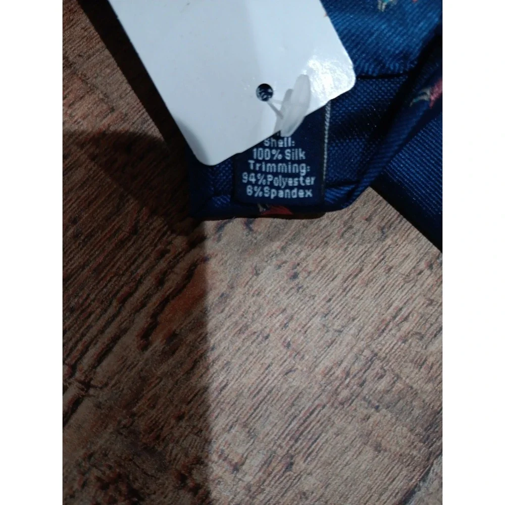 Chaps‎  Men's  Tie 100% Silk Navy Aloha NWT